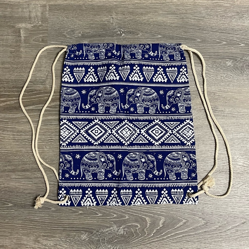 Elephant drawstring bag